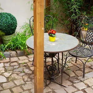 Appartement Romantic Nest Under Castle