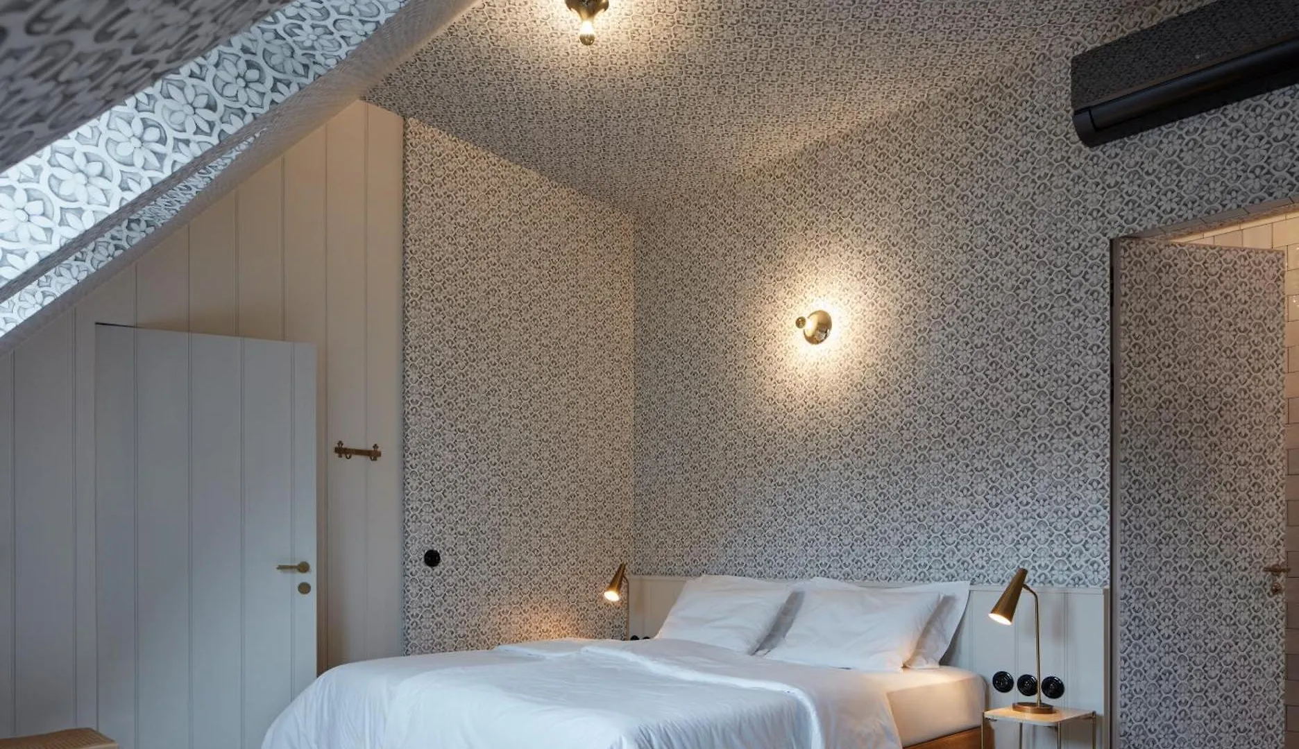 The Emerald Prague Apartment